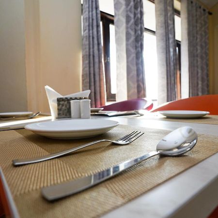 Hotel Neeraj Bhawan- Triveni Ghat Rishikesh Ngoại thất bức ảnh