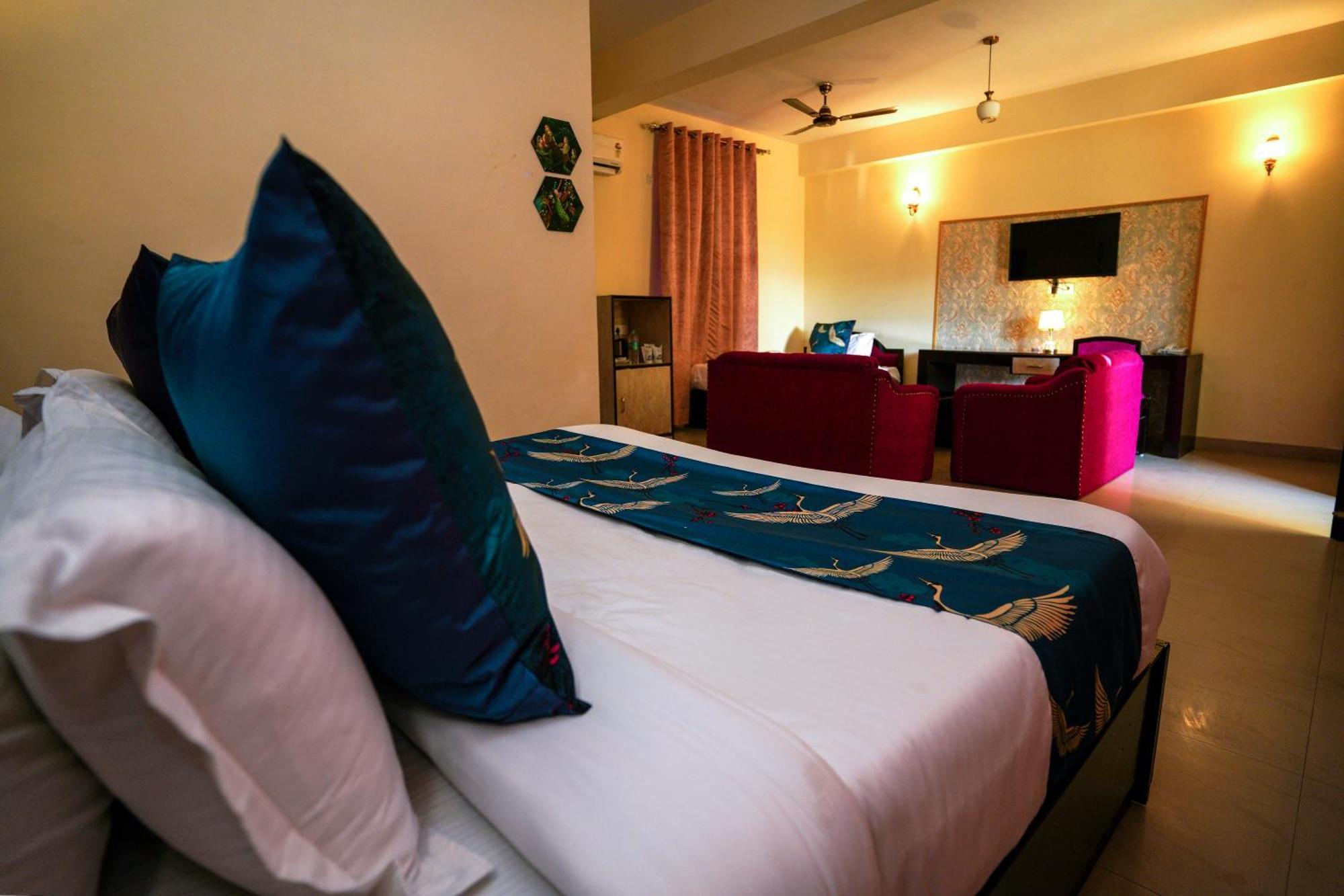 Hotel Neeraj Bhawan- Triveni Ghat Rishikesh Ngoại thất bức ảnh