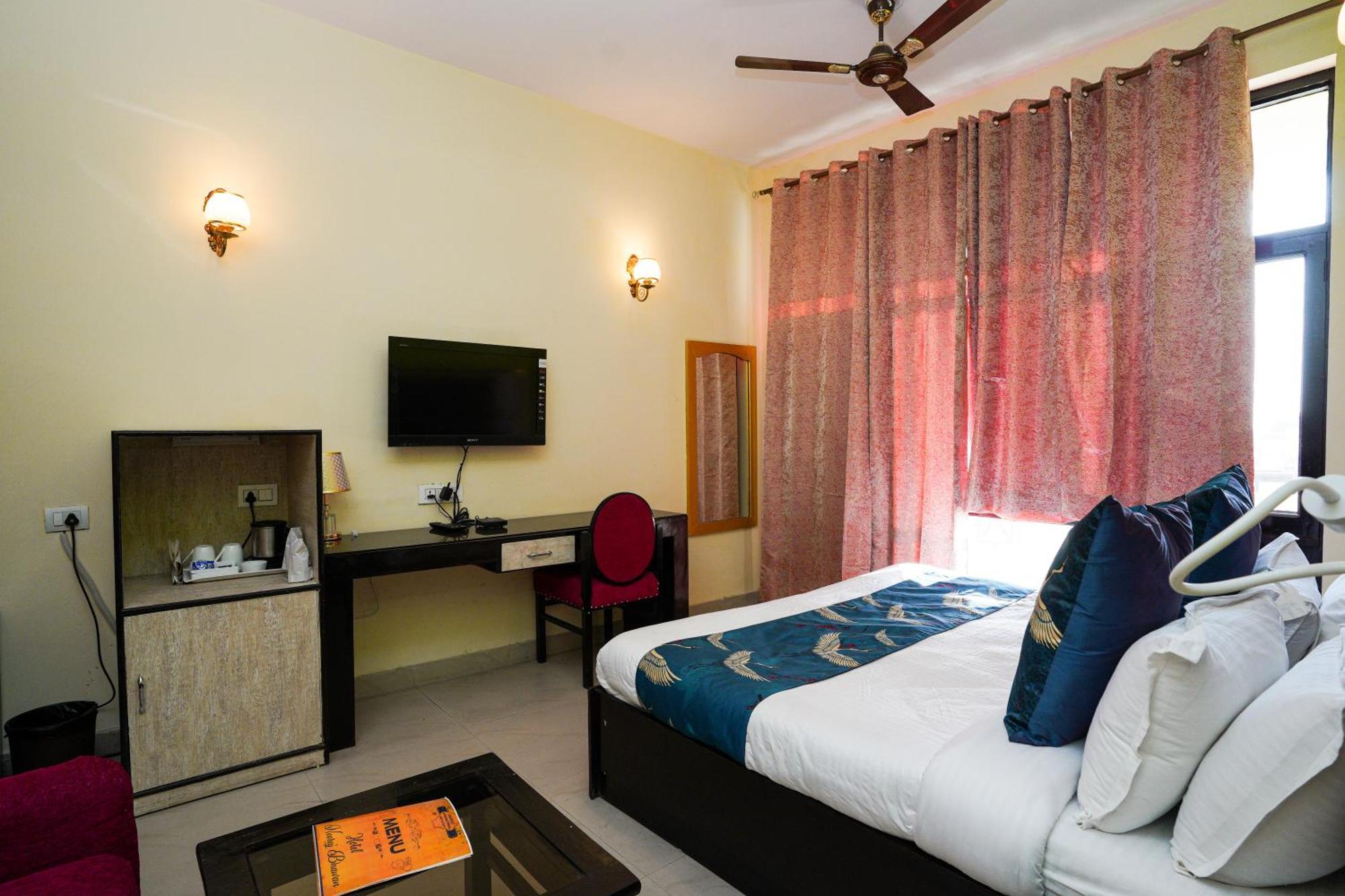 Hotel Neeraj Bhawan- Triveni Ghat Rishikesh Ngoại thất bức ảnh