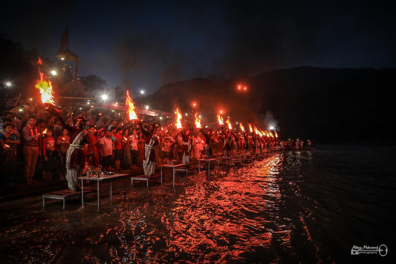 Hotel Neeraj Bhawan- Triveni Ghat Rishikesh Ngoại thất bức ảnh