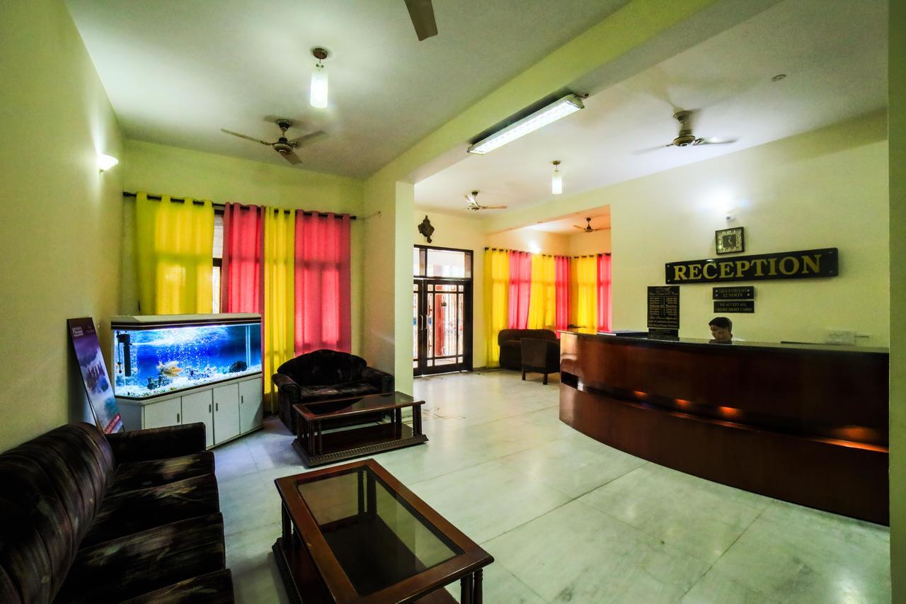 Hotel Neeraj Bhawan- Triveni Ghat Rishikesh Ngoại thất bức ảnh